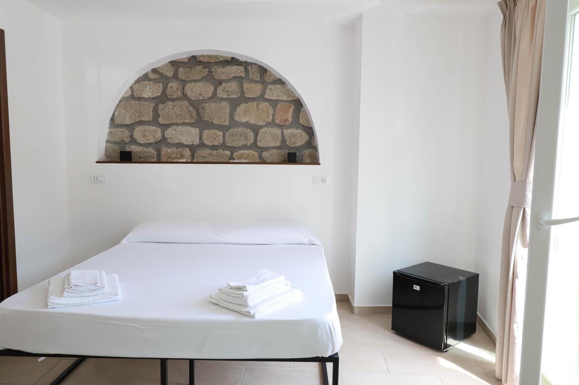 Eg Apartments - Forio D'Ischia Exteriör bild